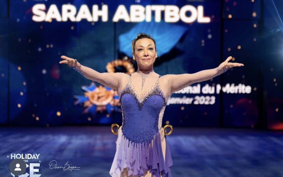 Retrouvez Sarah sur la glace avec un message d’espoir pour toutes les victimes