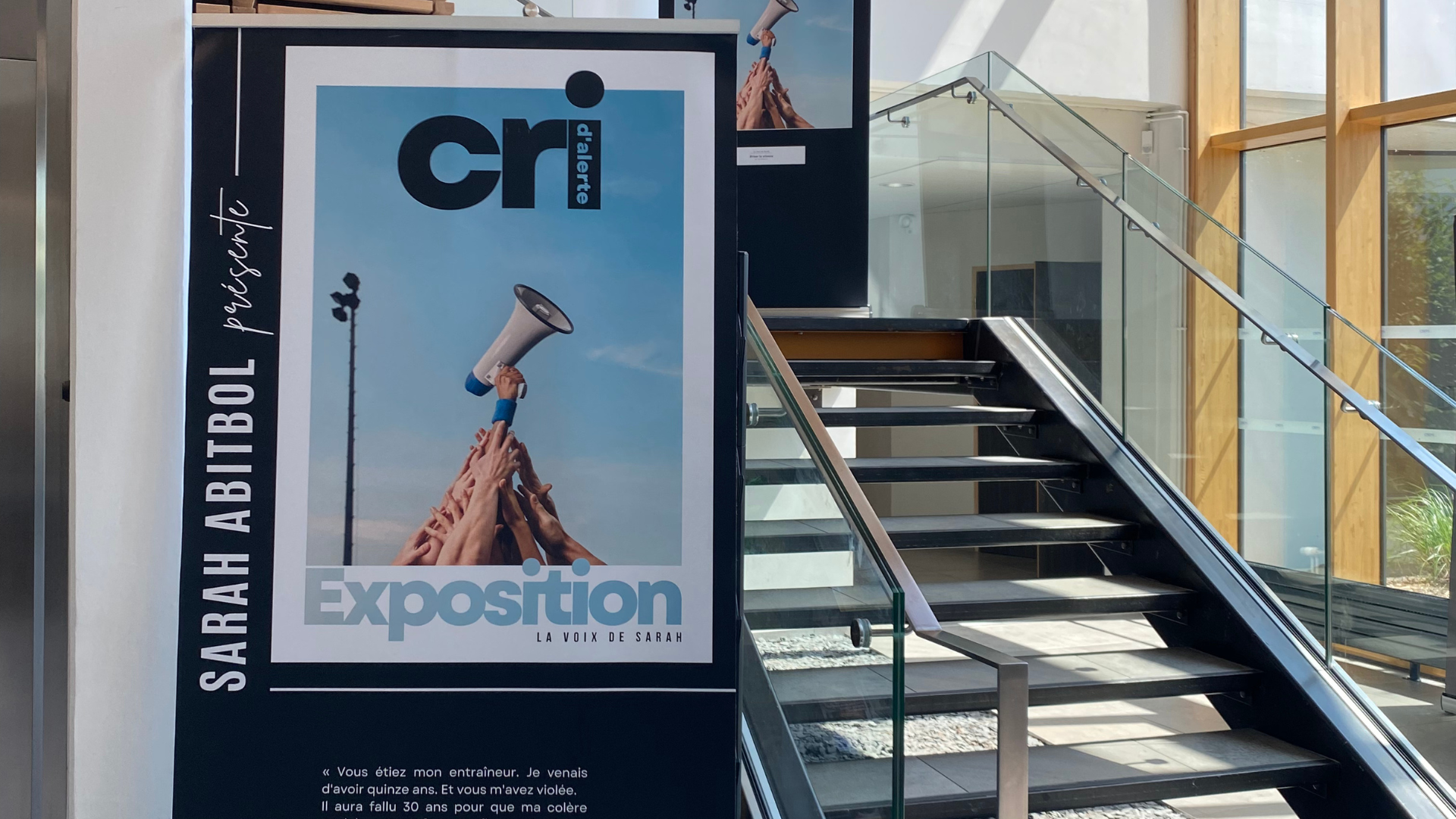 exposition-cri-dalerte-la-voix-de-sarah-prevention J'ai besoin d'aide contre les violences sexuelles
